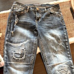 💙Juniors Elite brand distressed jeans